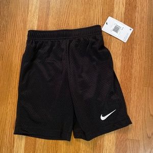 Nike boys dri fit mesh shorts -size 7 - new with tags